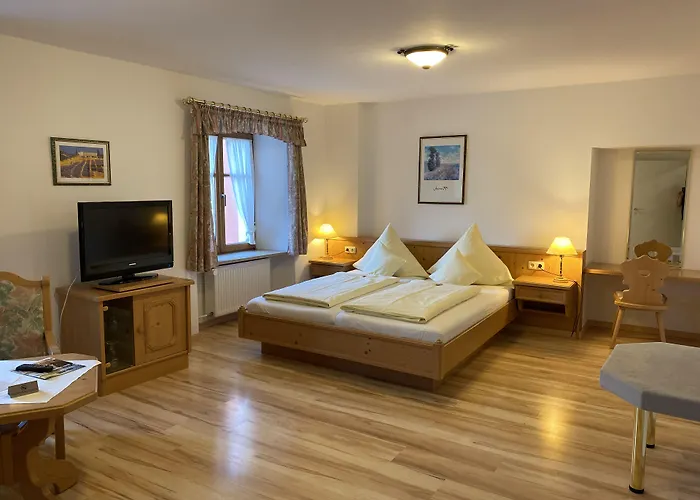 Hotel Lobmeyer Roding