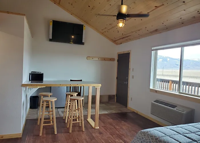 Dream Drift Motel