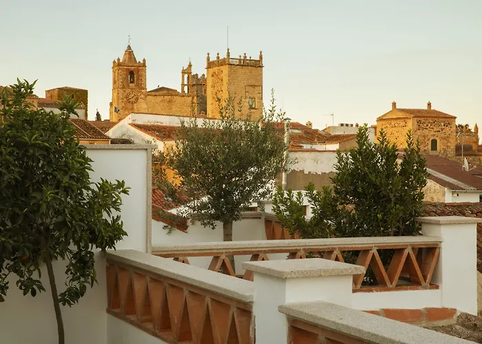 Casa Pizarro Hotel Caces