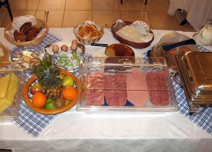 Porto Heli Hotels