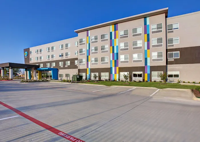 Tru By Hilton Grand Prairie Hotel