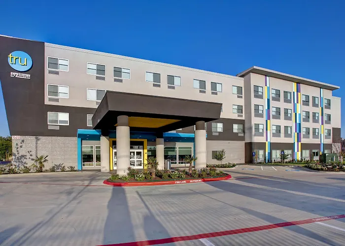 Tru By Hilton Grand Prairie Hotel