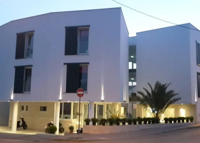 Basilica Hotel By Mercado Novalja