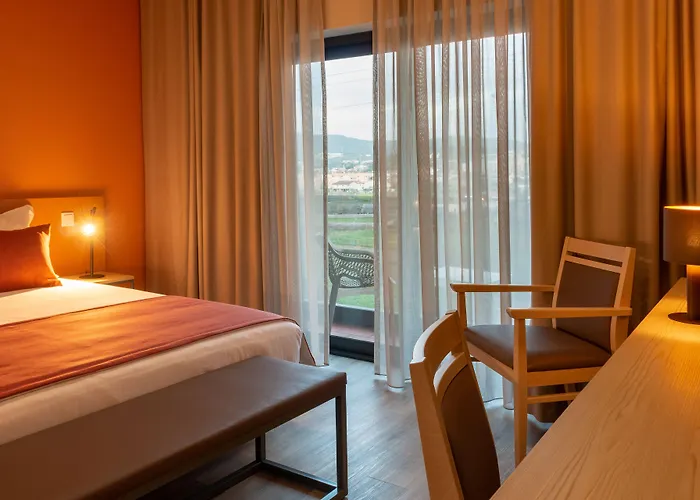 Hoteles en Paredes (Porto)