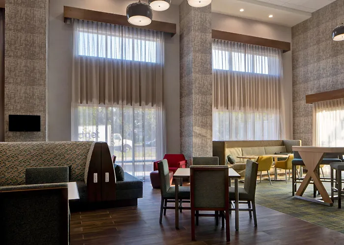 Hampton Inn & Suites Deptford, Nj