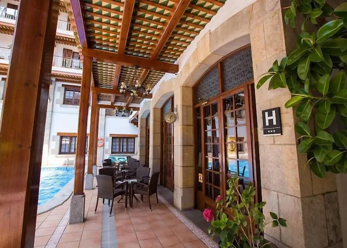 Hotel La Carolina