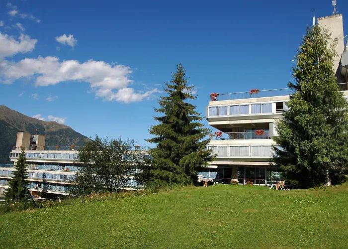 Th 1400 Hotel