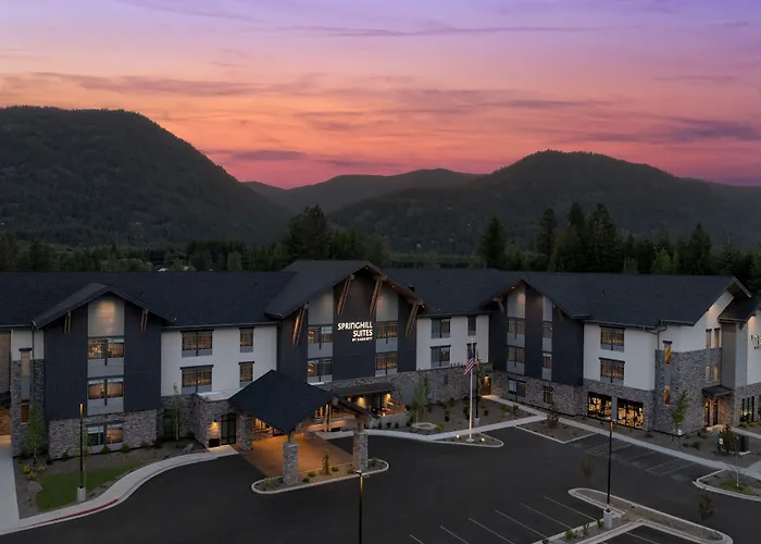 Sandpoint Hotels
