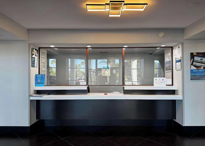Studio 6 Suites Carson, Ca