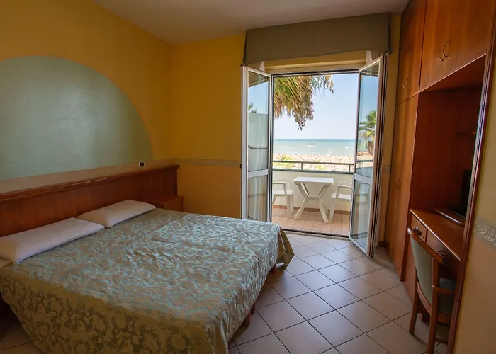 Hotel Roma Sul Mare Roseto Degli Abruzzi