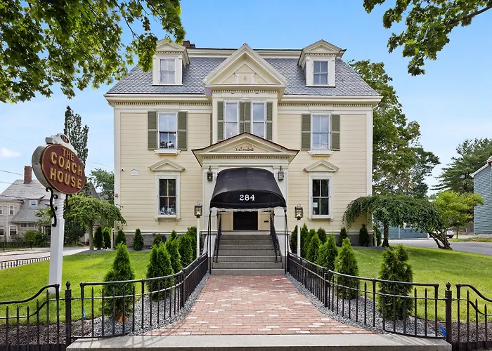 The Coach House Hotel Salem