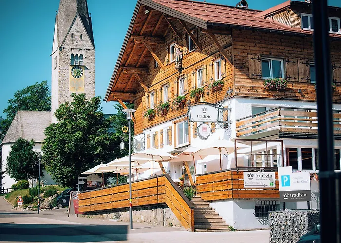 Hotel Tradizio Mittelberg