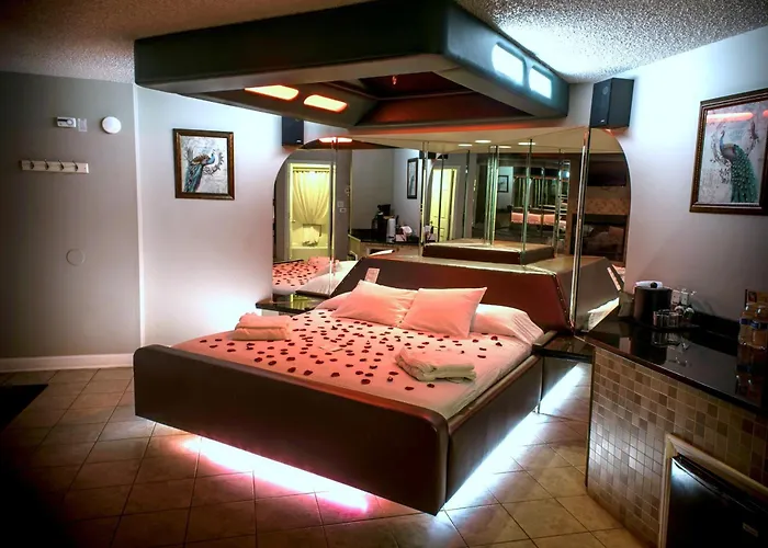 Essence Suites