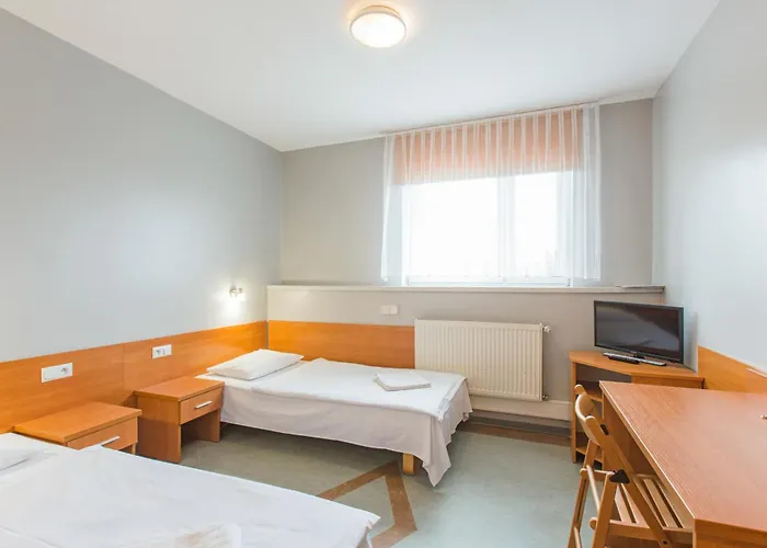 Hotel Labedy I Hostel Labedy Gliwice