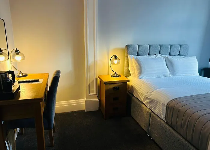 Oaklands Hotel Thorpe St Andrew