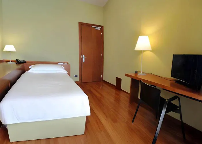 B&B Hotel Imperia Rossini Al Teatro