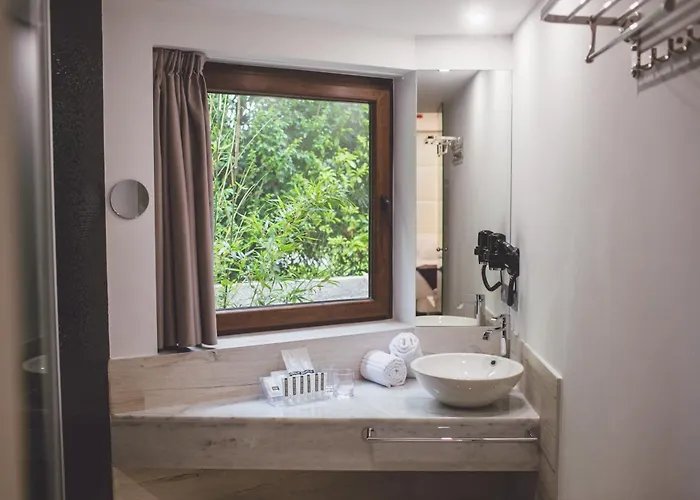 Hotel Cuevas - Adults Only Santillana del Mar