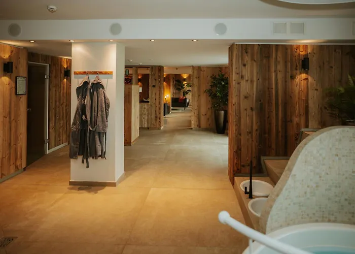 Waldhotel Kreuztanne Sayda