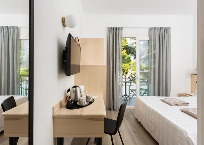 Hotel Arc En Ciel Diano Marina