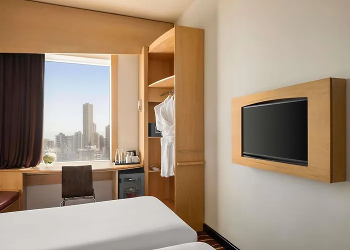 Ibis Sharq