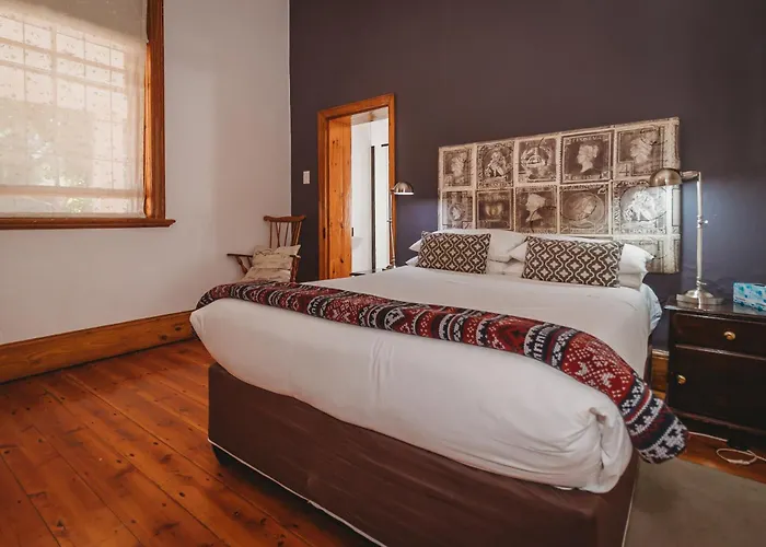 Acorn Guest House