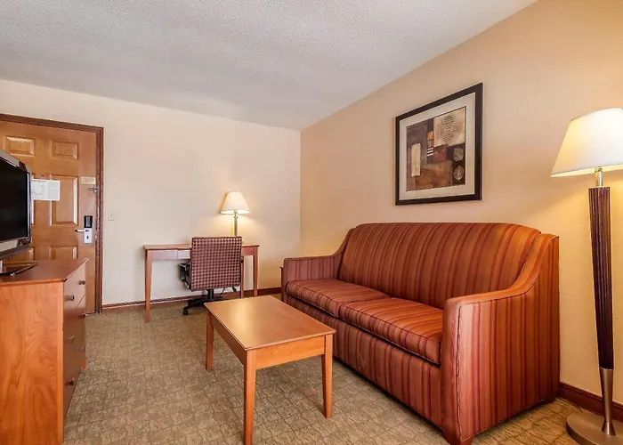 Quality Inn & Suites Owasso Us-169