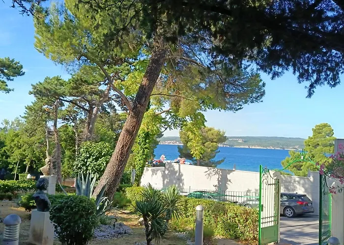 Hotel Vila Ruzica- Glavna Zgrada I Depandanse Crikvenica