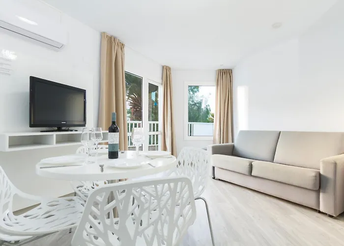 Checkin Bungalows Atlántida Los Cristianos 