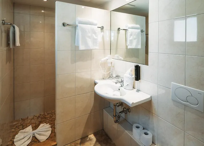 Hotel Garni Alpenjuwel Serfaus