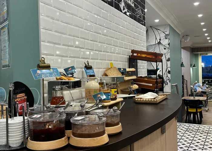 Ambassadeur Hotel - Cherbourg Port de Plaisance