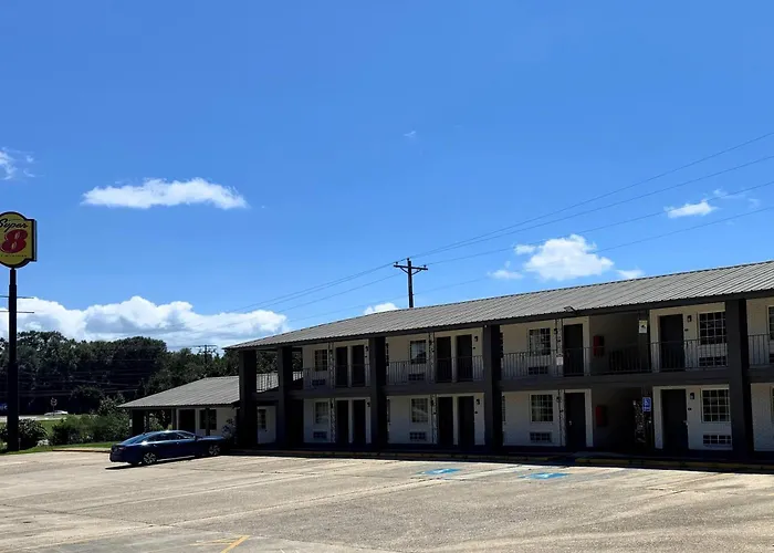 Picayune Hotels