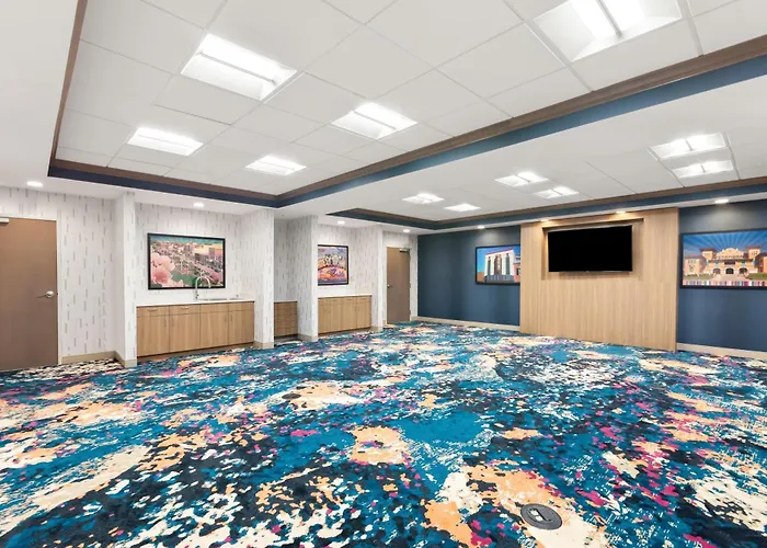 Hampton Inn & Suites Pensacola/I-10 Pine Forest Road