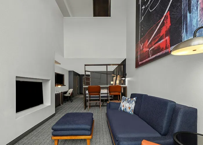 Courtyard By Marriott Oxford