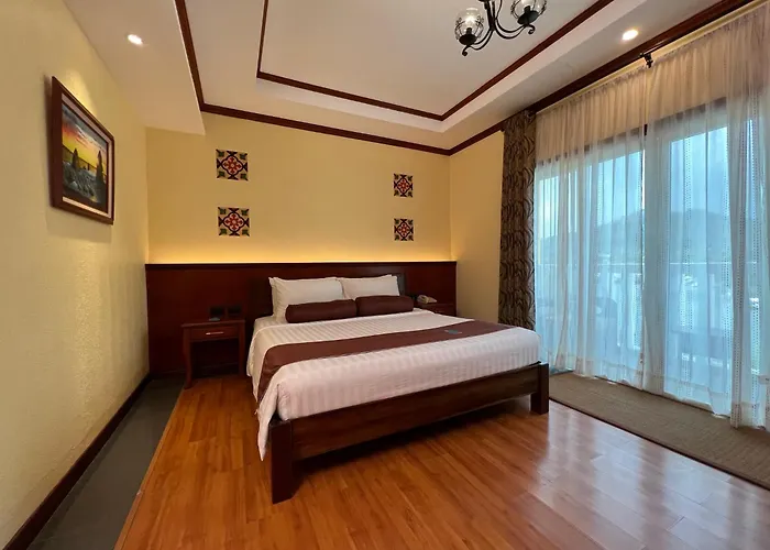 Sunlight Hotel Coron