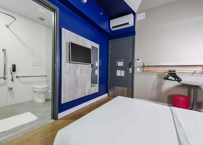 Ibis Budget Santos Gonzaga