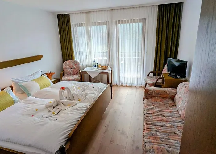 Decker's Bio Hotel zum Lamm Baiersbronn