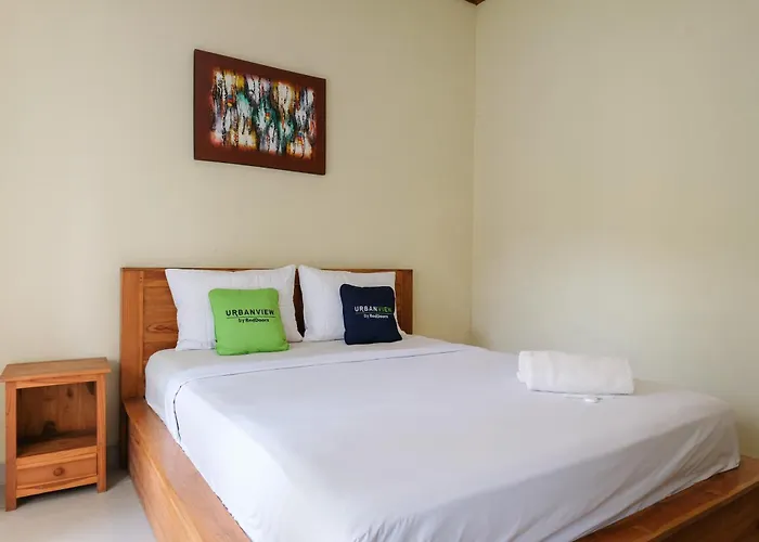 Urbanview Hotel Lilis Cempaka Mas Guesthouse Canggu