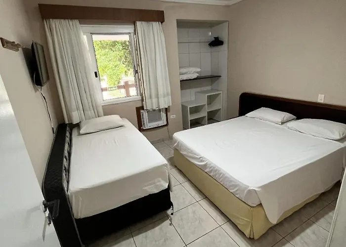 Amarilis Flat Service Riviera de Sao Lourenco