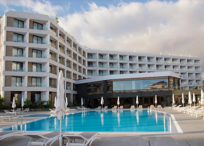 Hoteles en Costa Adeje (Tenerife)