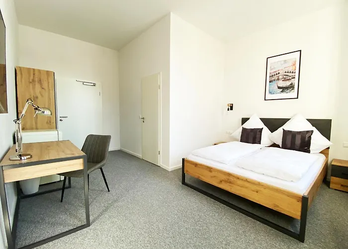 Best Boarding House - Self Check-in - Kostenfreie Parkplätze Hanau