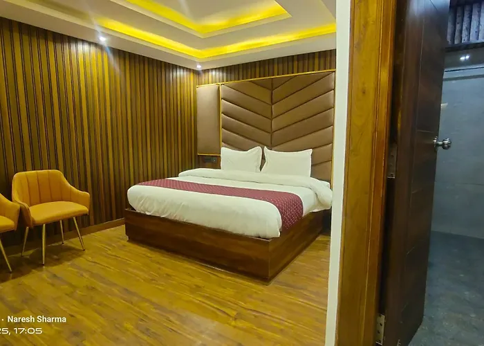 The Central Vista - Shiimla Royale - Near Mall Road- Free Pickup From Railway Station
