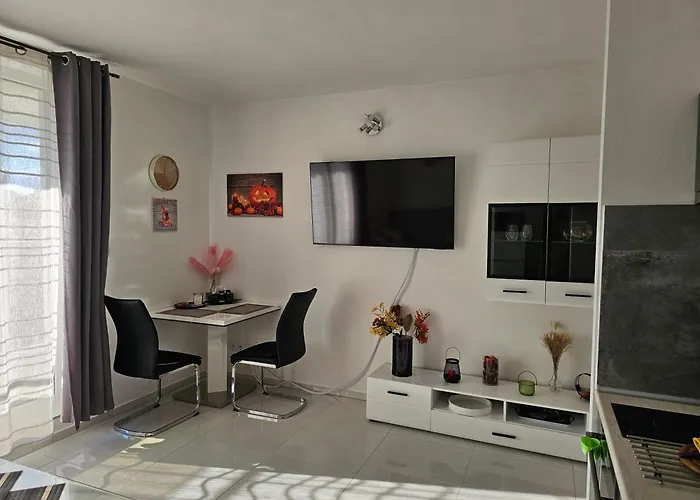 APARTMÁNY I&V - Adults only
