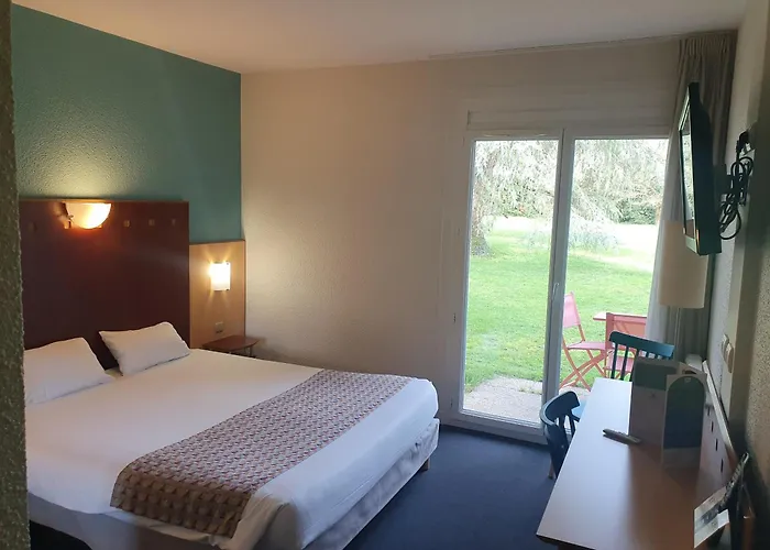 Logis Hotel De La Loire Ancenis - Restaurant Les Bateliers