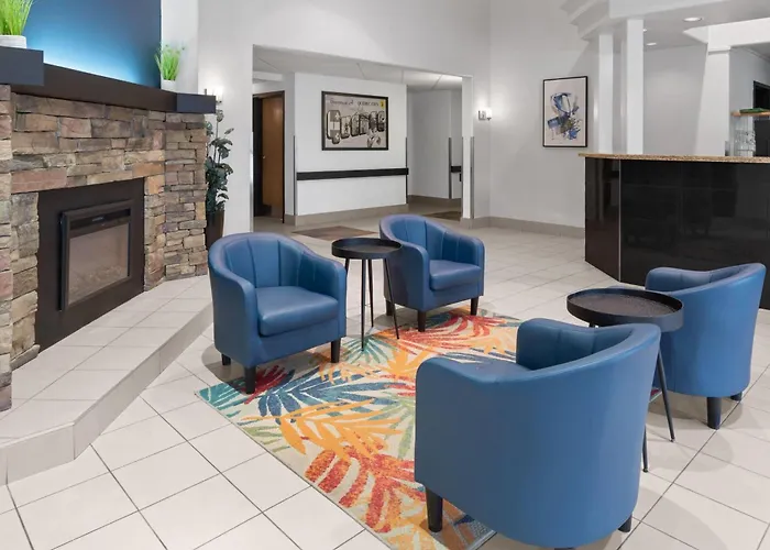Super 8 By Wyndham Québec