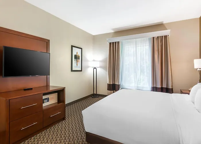 Comfort Suites - Jefferson City
