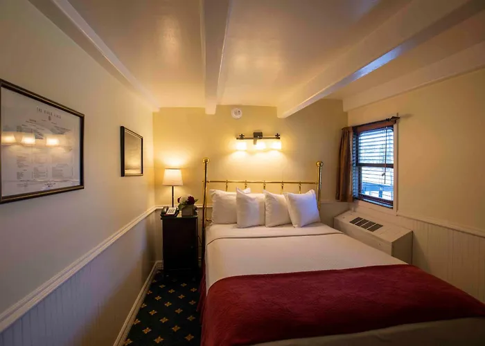 Delta King Hotel