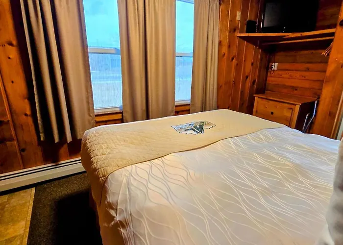 Alpine Lodge