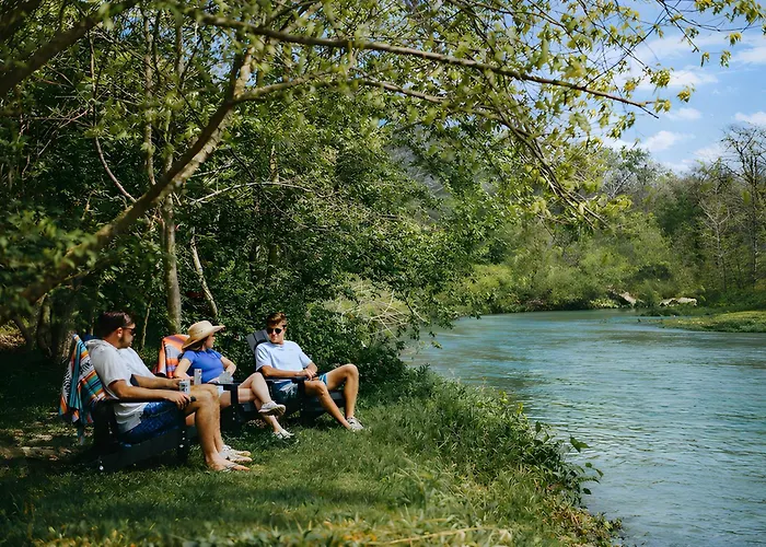 Melrose River Club Resort