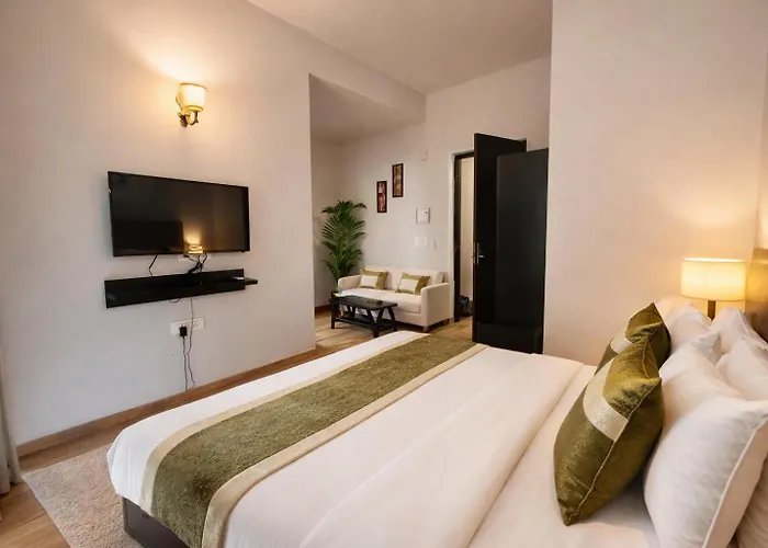 Onyx Suite Luxury Apartment # Lift # Garden # Ac Rooms # Private Parking # Near Prem Mandir # Located Inside- Omaxe Eternity Vrindavan #