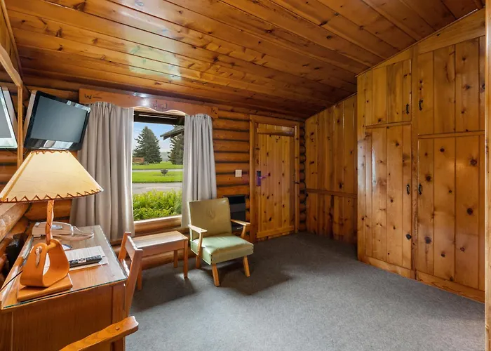El Western Cabins & Lodges